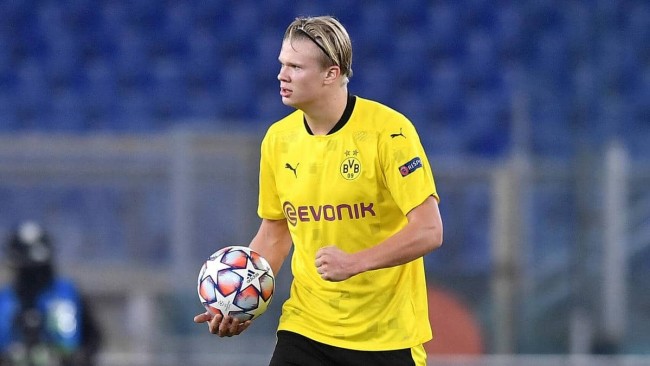 欧冠半场：齐玛乌龙，库杜斯造险，热刺1-0布拉格斯拉维亚（欧冠半场战报：齐玛乌龙送礼，库杜斯造险，热刺暂时1-0领先布拉格斯拉维亚）