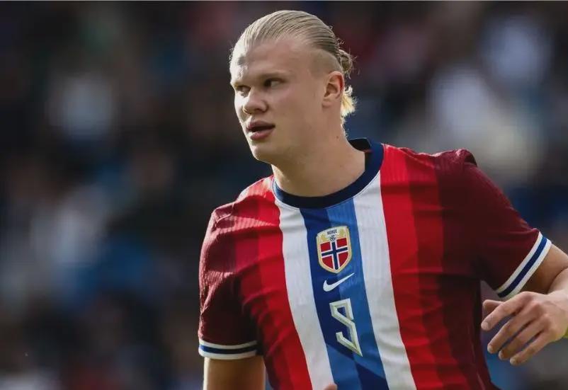 汉堡2-1斯图加特，法比奥-维埃拉破门，格拉策尔建功