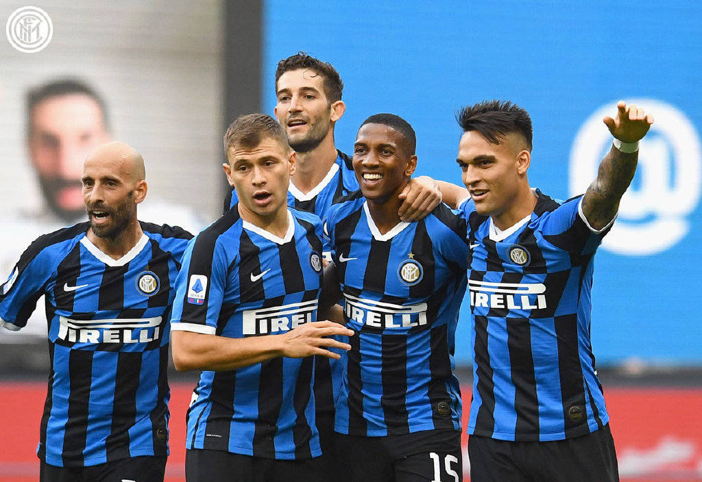 小组全胜收官！英格兰正式比赛取得11连胜，为队史首次（英格兰创队史纪录：正式赛豪取11连胜，小组赛完美收官）