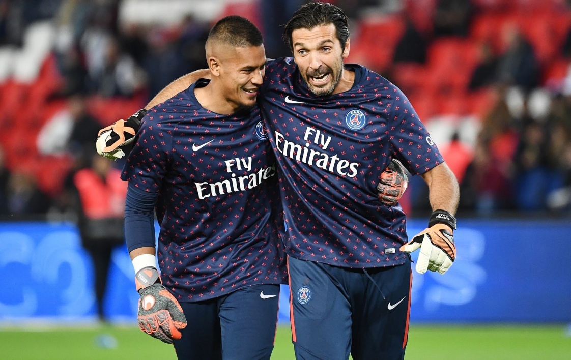 未满21岁意甲赛季至少前15场打进5球，伊尔迪兹比肩皮耶罗（伊尔迪兹未满21岁在意甲赛季前15场斩获5球，与皮耶罗比肩）