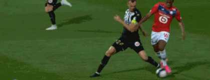 一场2-0让西甲争冠格局大乱，大黑马豪取6连胜，只落后皇马1分