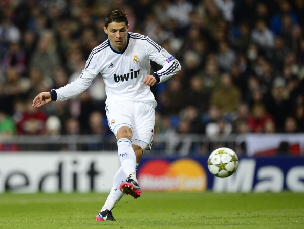 队记：此前被列入缺席名单的克莱，可以出战今天的比赛（队记：克莱从缺席名单移除，今日确认出战）