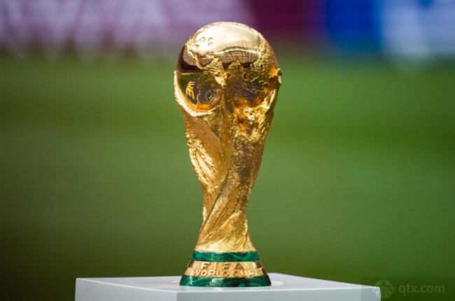 前国米助教：伊布是最难管的球员；阿德是个玻璃般脆弱的天才（前国米助教：伊布最难管教，阿德里亚诺天赋惊人却脆如玻璃）